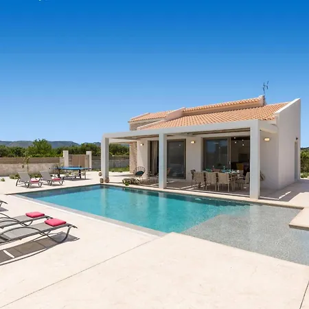 Villa Anemona By *